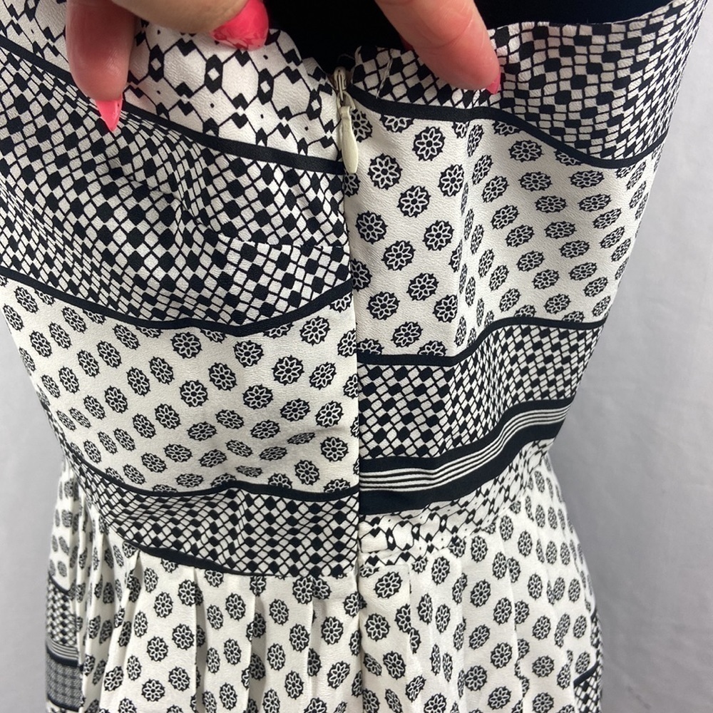 Jack by BB Dakota Black and White Sleeveless Skater Dress with a Pleated Skirt - Picture 5 of 10